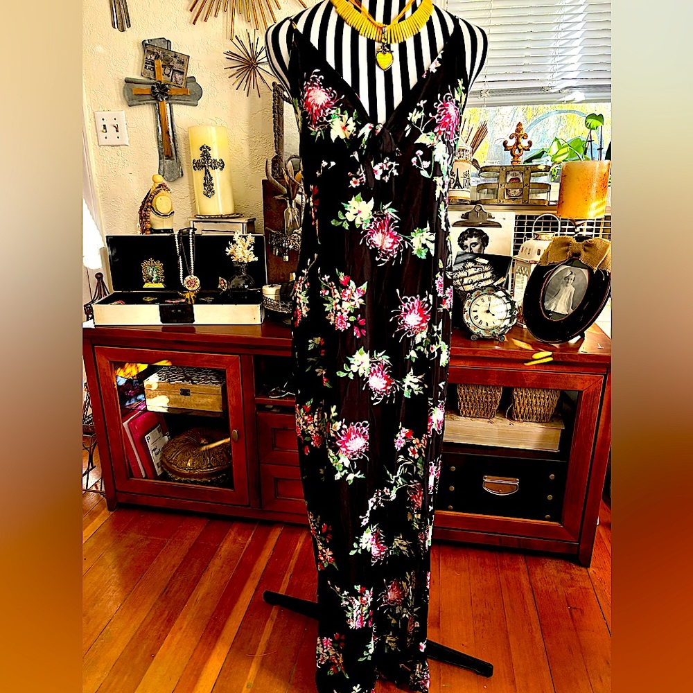 Retro VTG 40’s Floral Hawaiian Rayon Fabric Spaghetti Strap Stretch Back Maxi